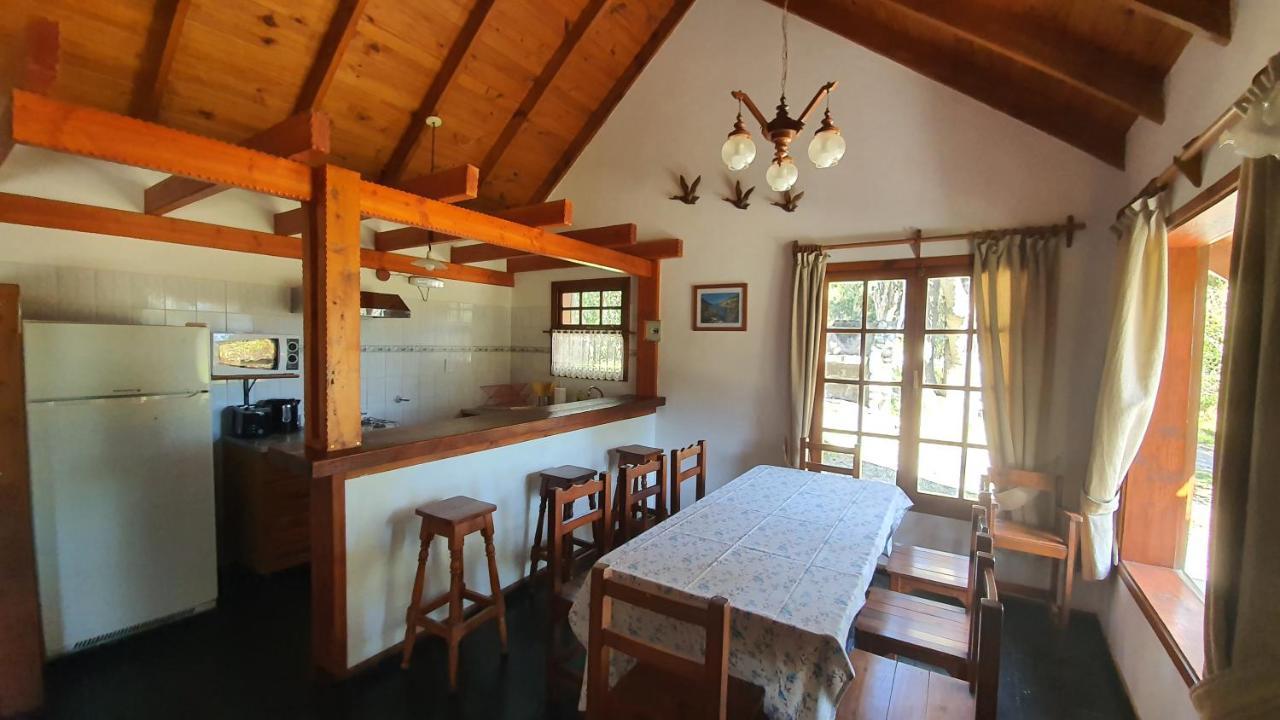 Cabanas & Aparts Lancuyen, Villa De Montana 维拉·拉·安古斯图拉 外观 照片