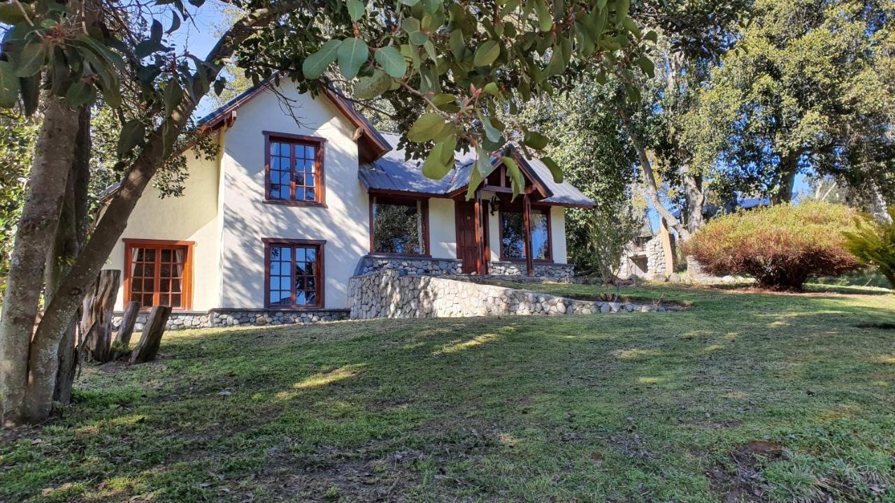 Cabanas & Aparts Lancuyen, Villa De Montana 维拉·拉·安古斯图拉 外观 照片